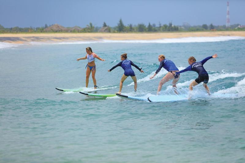 ホテル Star Rest Surf Camp Arugambay アルガムベイ エクステリア 写真